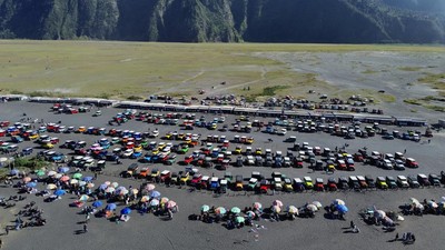 Ratusan Sopir Jip Wisata Bromo Geruduk Kantor TNBTS,
